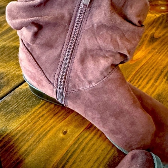 New Directions. Brown Bootie. Slouched look faux suede. Size 8 - Picture 7 of 12